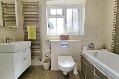 Family Bathroom:
