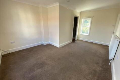 Bedroom 1: