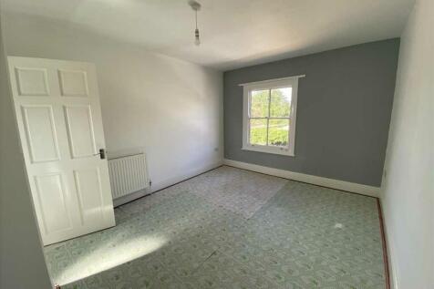 Bedroom 2: