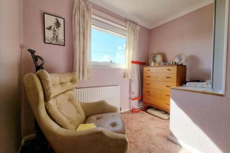 Bedroom 3: