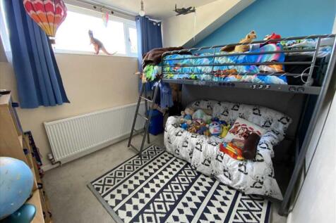 Bedroom 4: