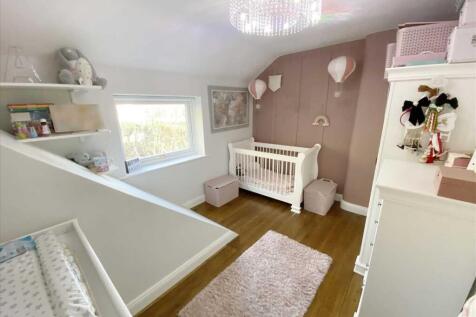 Bedroom 3: