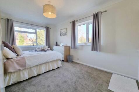 Bedroom 3: