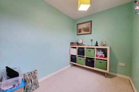 Bedroom 4: