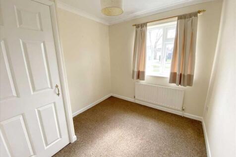 Bedroom 3:
