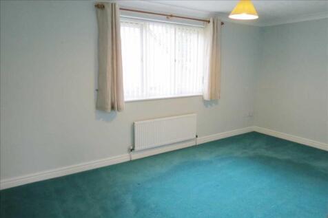 Bedroom 1: