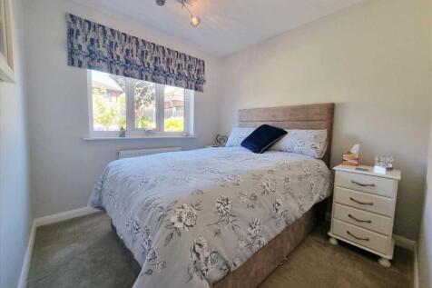 Bedroom 2: