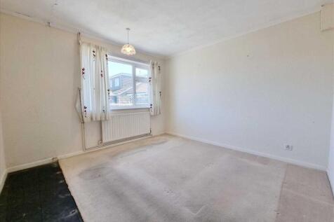 Bedroom 1: