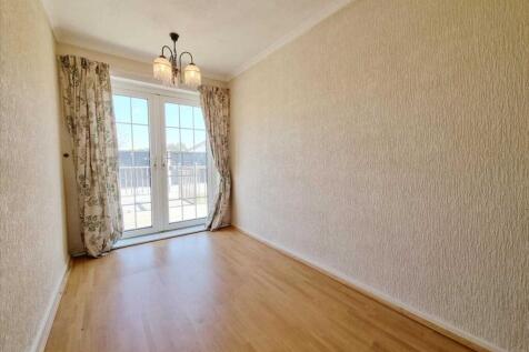 Bedroom 3/Dining