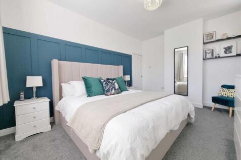 Bedroom 1: