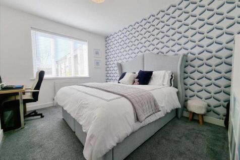 Bedroom 3: