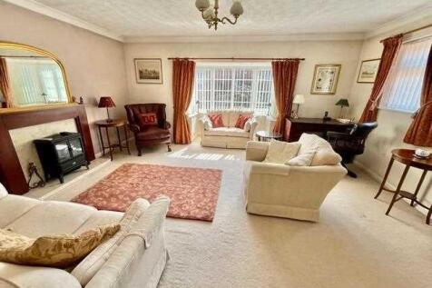 Lounge: