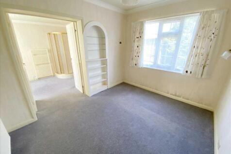 Bedroom 2:
