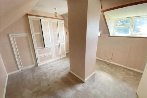 Bedroom 3: