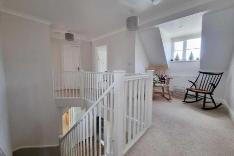 Galeried Landing: