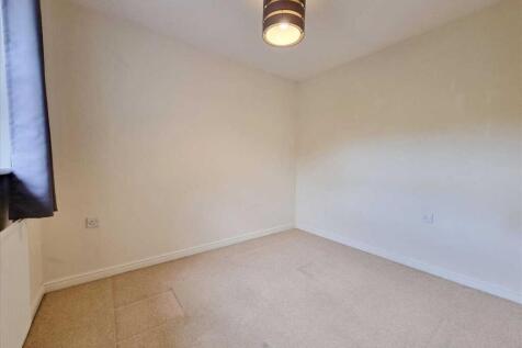 Bedroom 2: