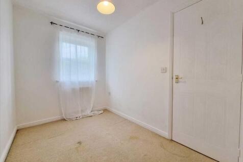 Bedroom 3: