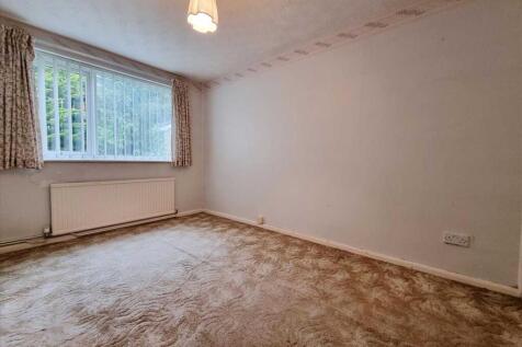 Bedroom 2: