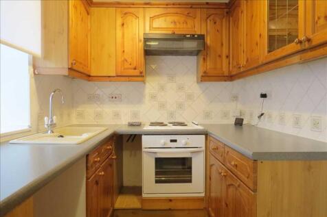 Kitchen: