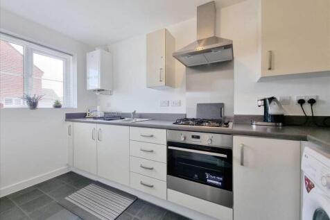 Kitchen: