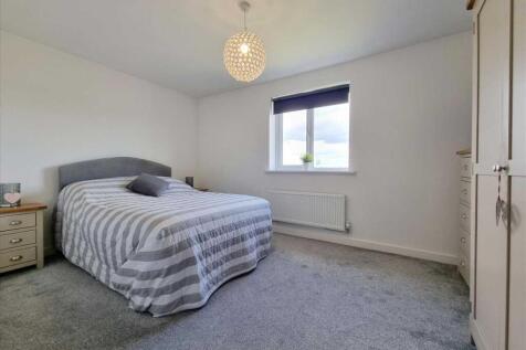 Bedroom 1:
