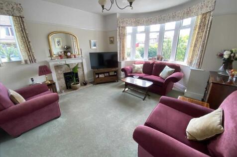 Lounge: