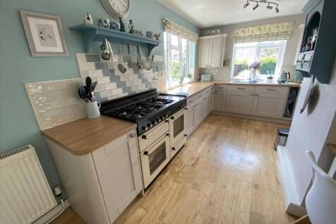 Breakfast Kitchen: