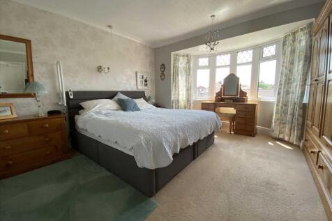 Bedroom 1: