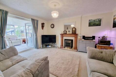 Lounge: