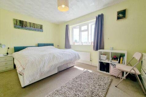 Bedroom 1: