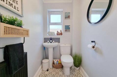 Cloakroom: