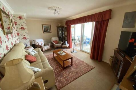 Lounge: