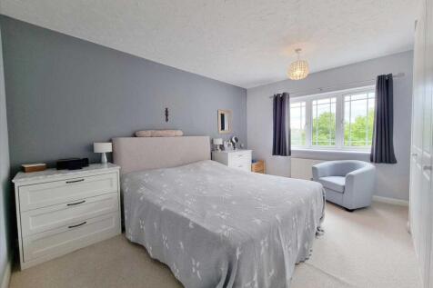 Bedroom 1: