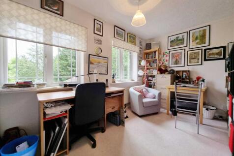 Bedroom 2: