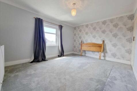 Bedroom 1: