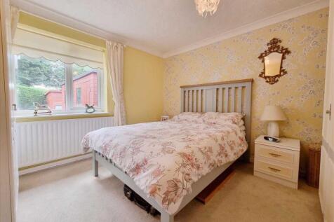 Bedroom 1:
