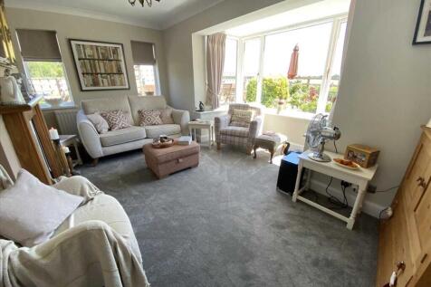 Lounge: