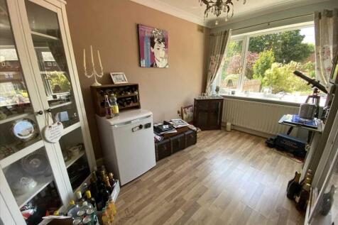 Family Room/Office: