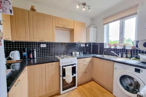 Kitchen: