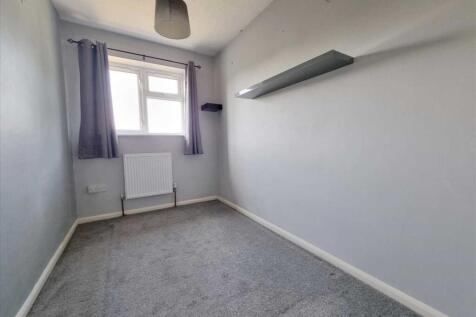 Bedroom 2: