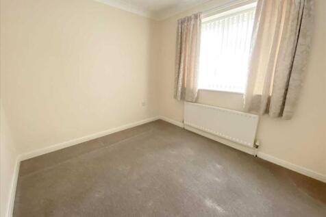 Dining Area: