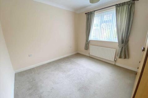 Bedroom 2: