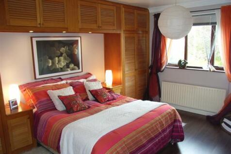 Bedroom 1: