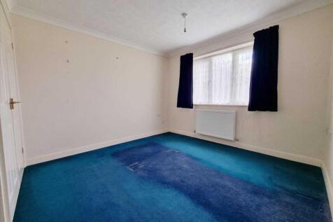 Bedroom 1: