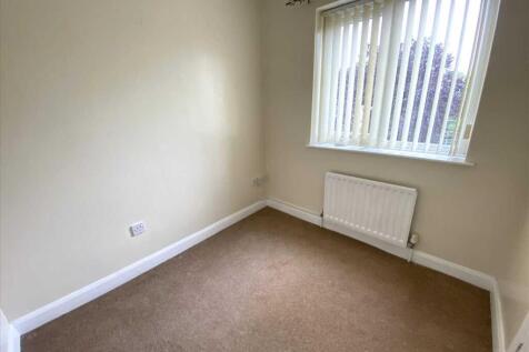 Bedroom 3: