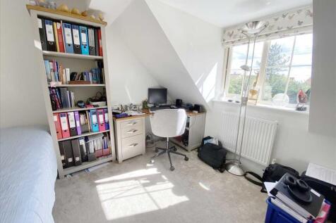 Bedroom 4: