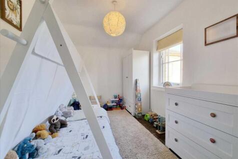 Nursery/Bedroom 4
