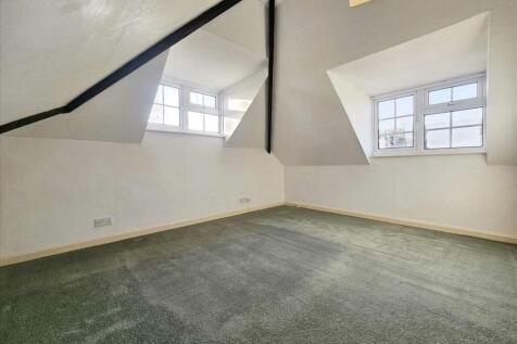 Bedroom 1:
