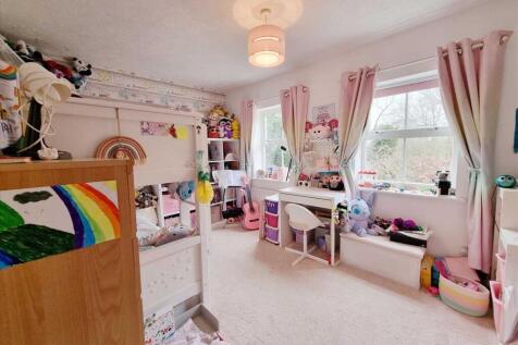 Bedroom 2: