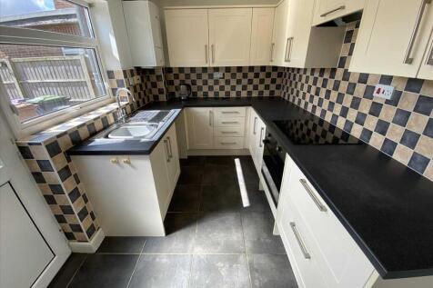Kitchen: